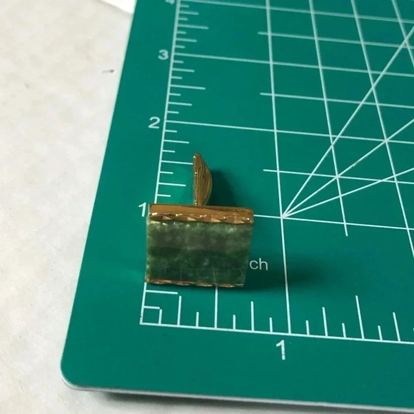 Vintage Senator Jade Cufflinks - Picture 7 of 8